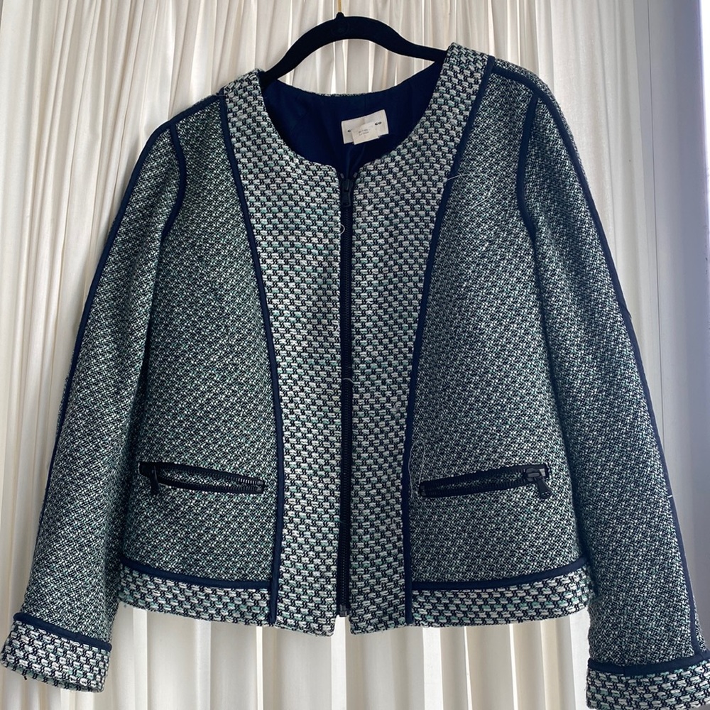 Club Monaco - size 8 - beautiful green fabric blazer